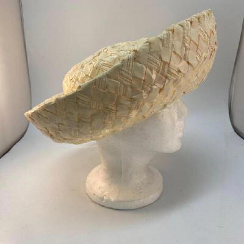 Vintage Leslie James White Raffia Woven Hat - Picture 3 of 7
